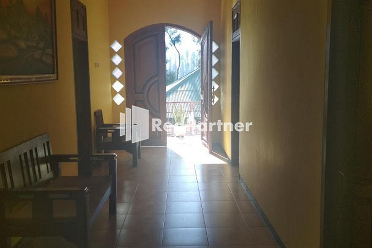Bromo Indah Lestari Homestay Mitra Reddoorz Пасуруан Экстерьер фото