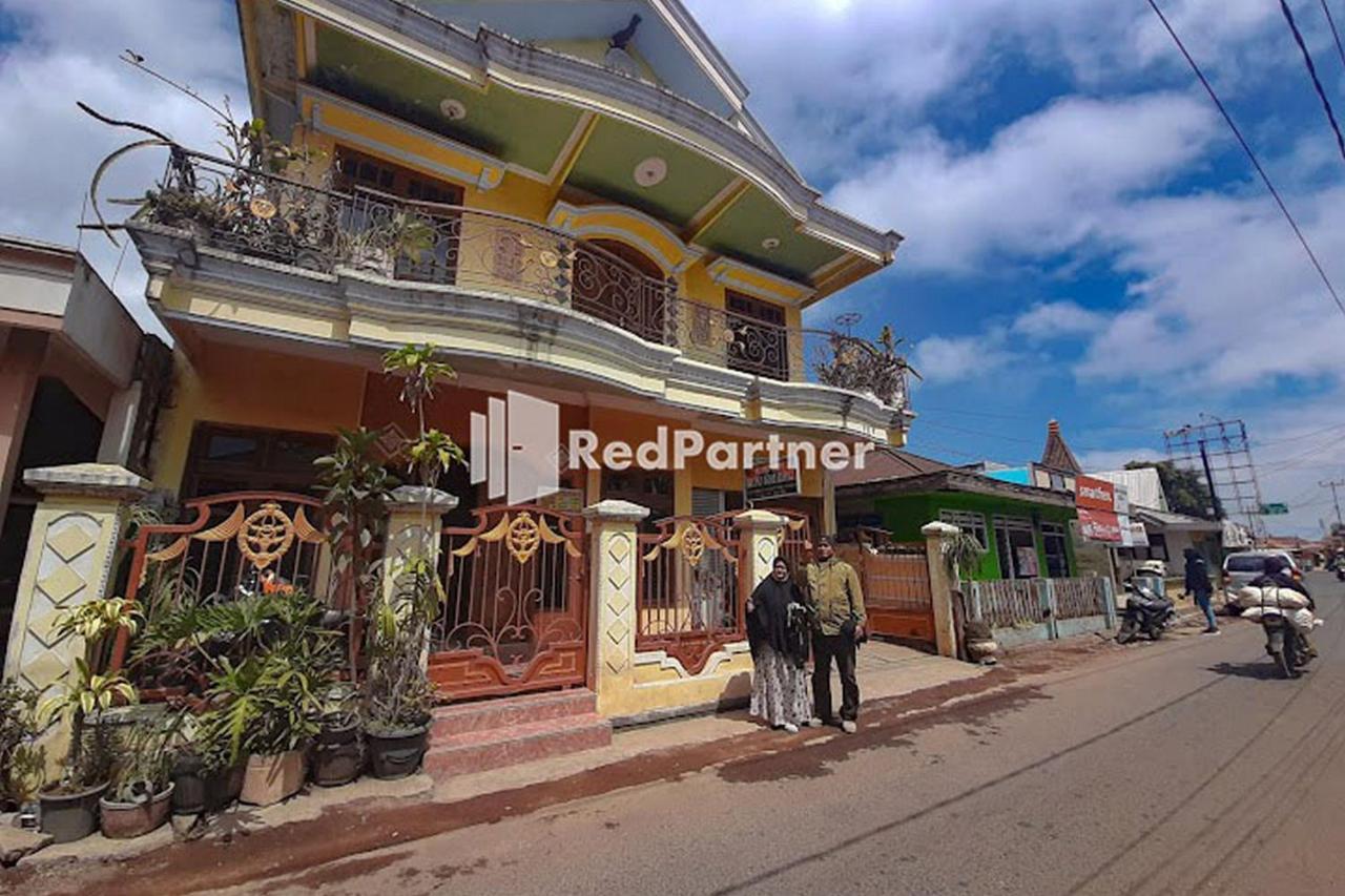 Bromo Indah Lestari Homestay Mitra Reddoorz Пасуруан Экстерьер фото
